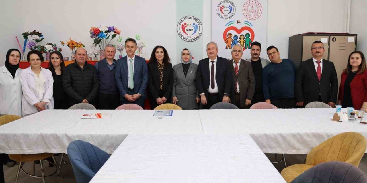 Niğde Halk Eğitimi Merkezi’nde Tübitak Projesi Tanıtıldı