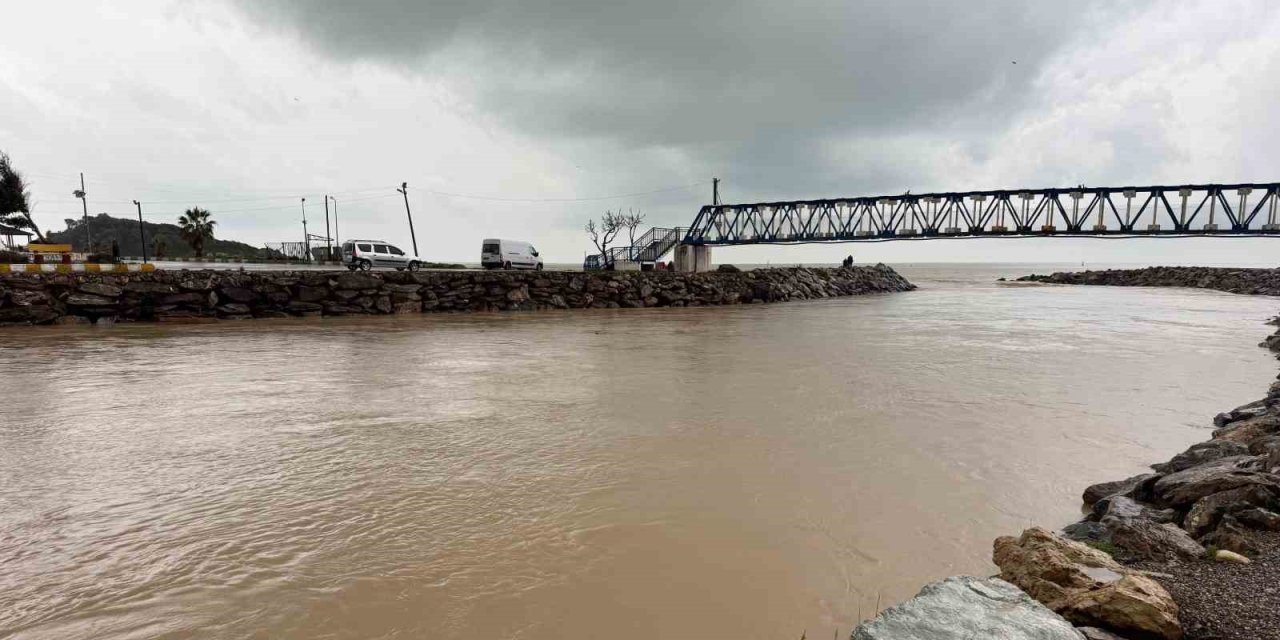Bozyazı Sel Riskine Karşı Teyakkuzda