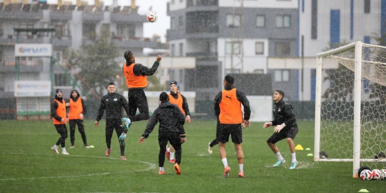 Alanyaspor, Konyaspor Maçı Hazırlıklarını Tamamladı