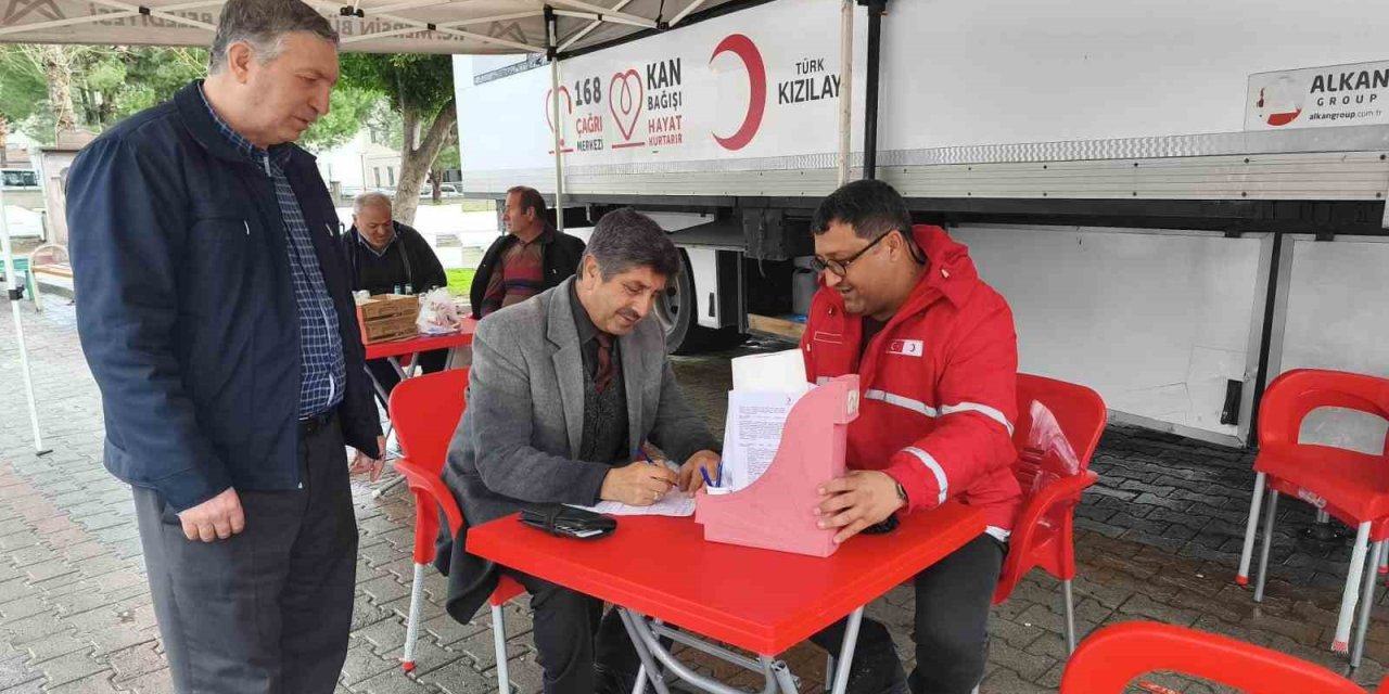 Mersin’de Din Görevlilerinden Ramazan Öncesi Kan Bağışı