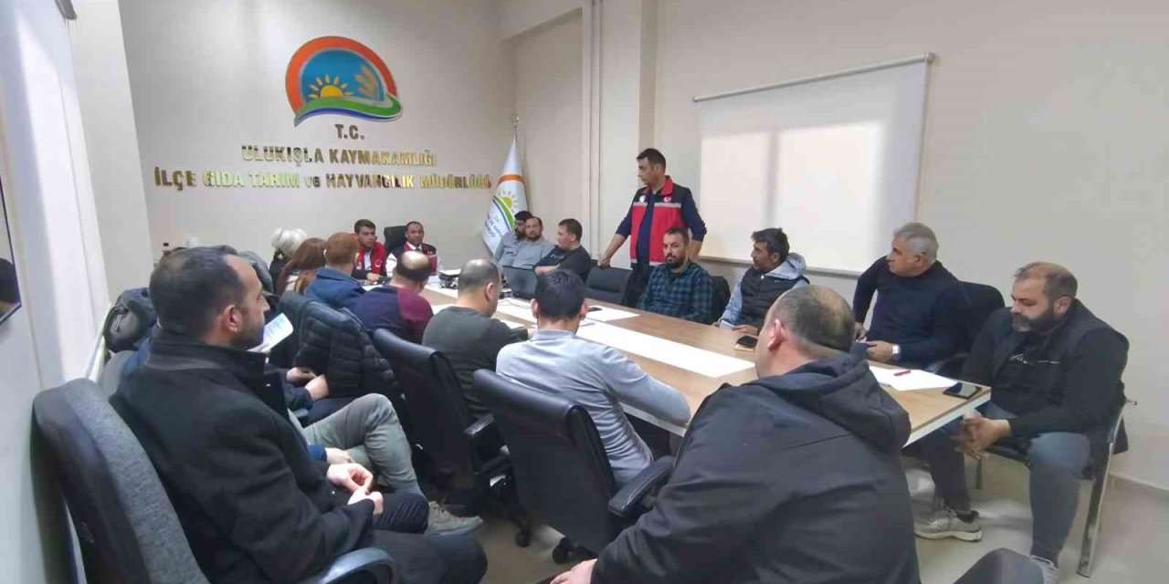 Ulukışla’da Kanatlı Hayvan Ve Yumurta Üreticilerine Eğitim