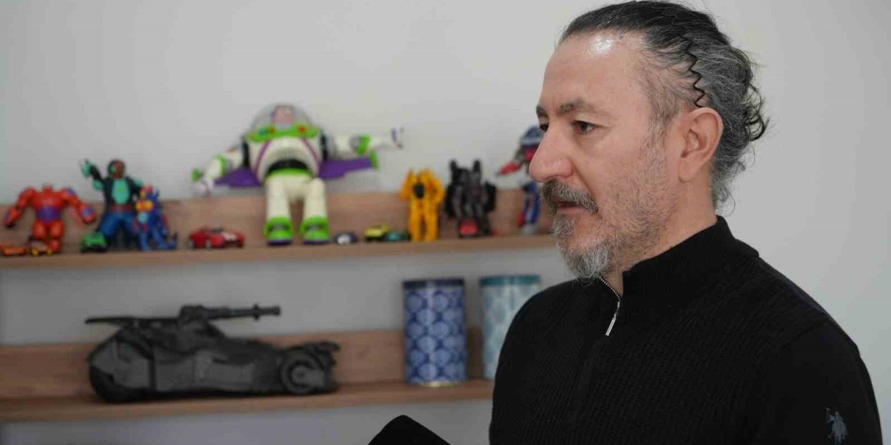 Antalya’da Geliştirilen Yapay Zekâ Sanatçısı Ayros’a Yoğun İlgi: Yorumlar Yankı Uyandırıyor