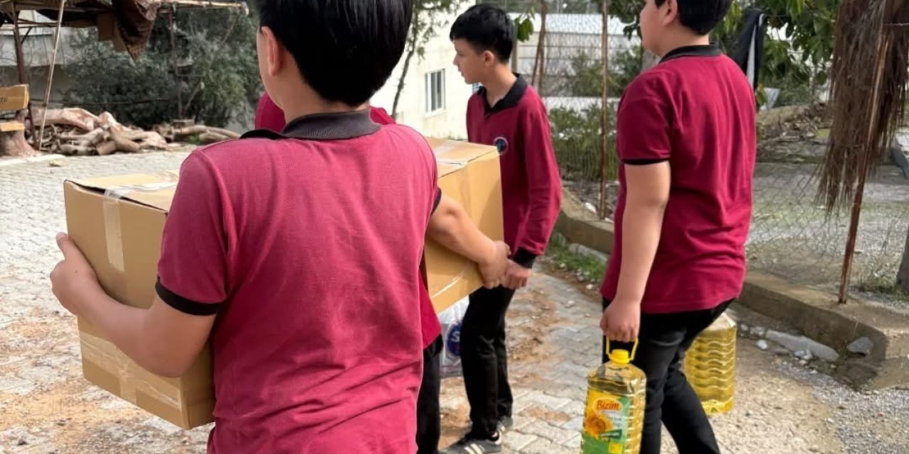 Tekmen Ortaokulu’nda Yardımlaşma Seferberliği