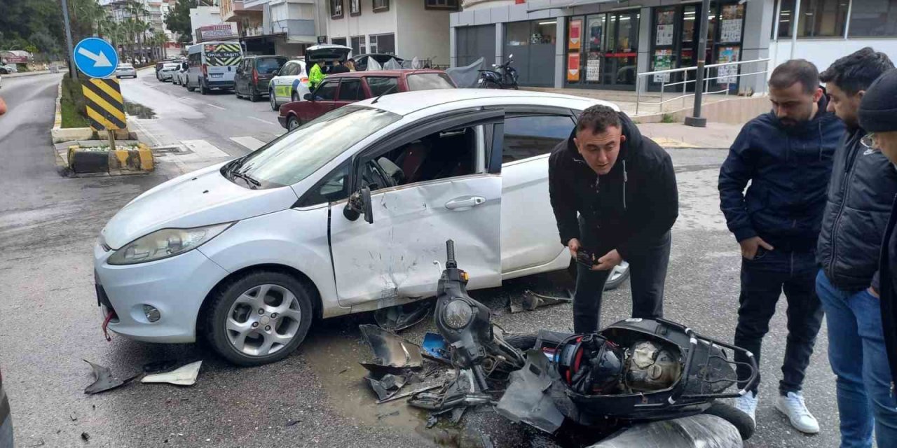 Kaza Yapan Motosikletli Ehliyetsiz Çıktı, 66 Bin 590 Tl Ceza Kesildi