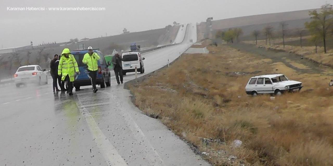 Köpeğe Çarpan Otomobil Şarampole Yuvarlandı: 4 Yaralı