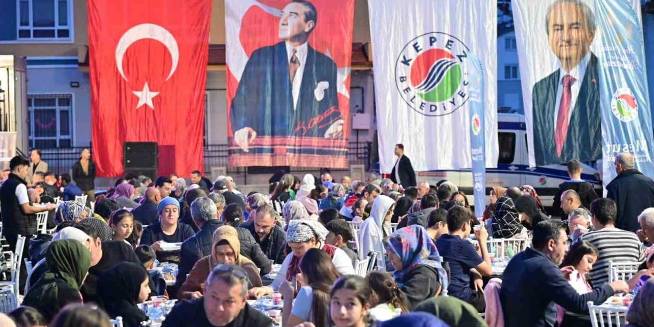 Kepez İftar Sofralarında Ve Ramazan Etkinliklerinde Buluşuyor
