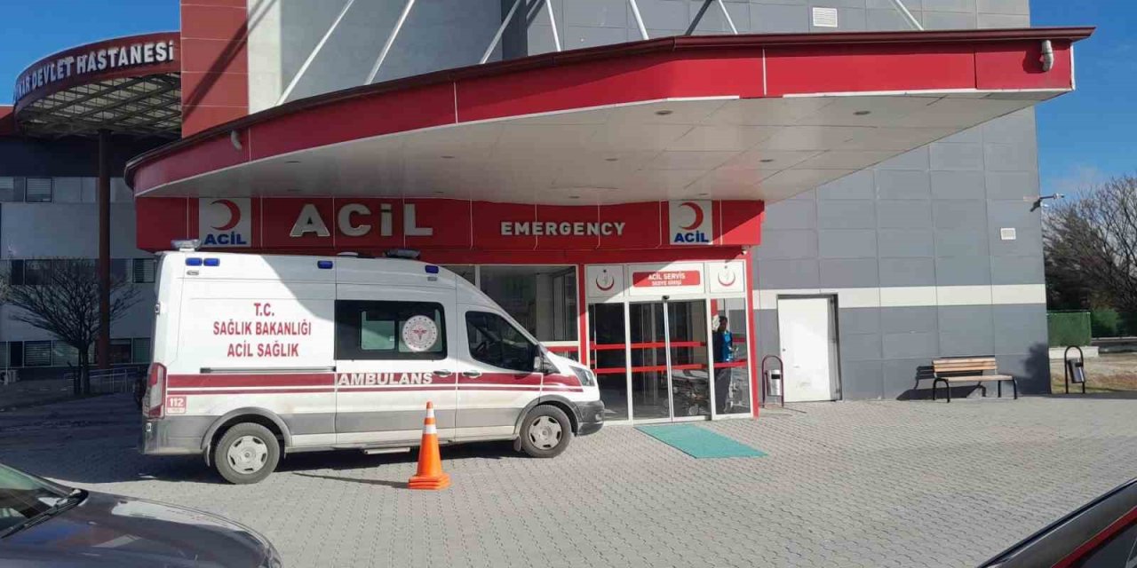 Karapınar’da Otomobil Kamyonete Çarptı: 1 Yaralı