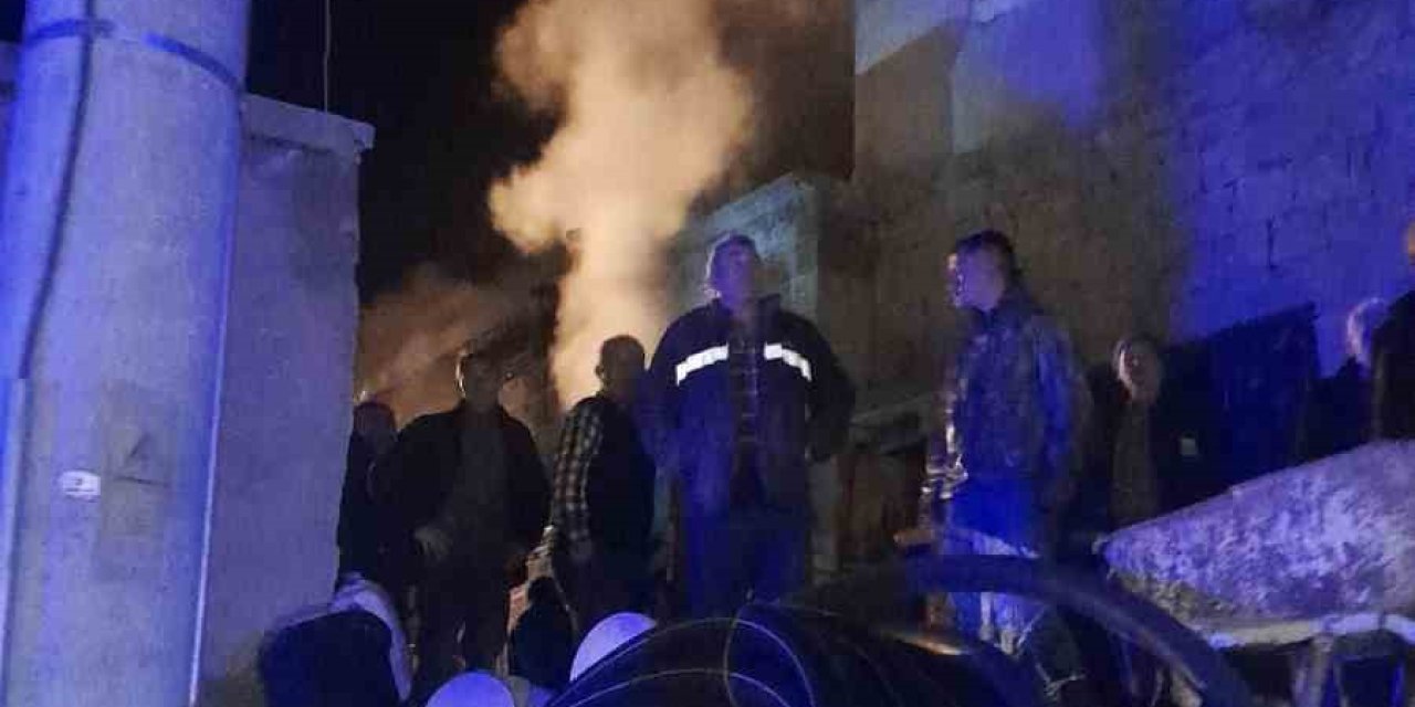 Niğde’de Devrilen Soba Yangına Yol Açtı: 1 Kişi Yaralandı