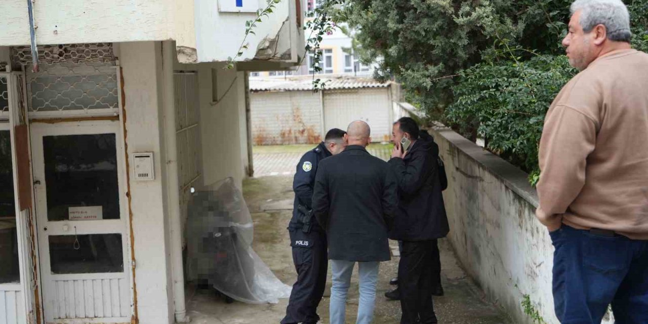 Çay İçmek İçin Geldiği Dükkânın Açılmasını Motosikletinin Üzerinde Beklerken Hayatını Kaybetti