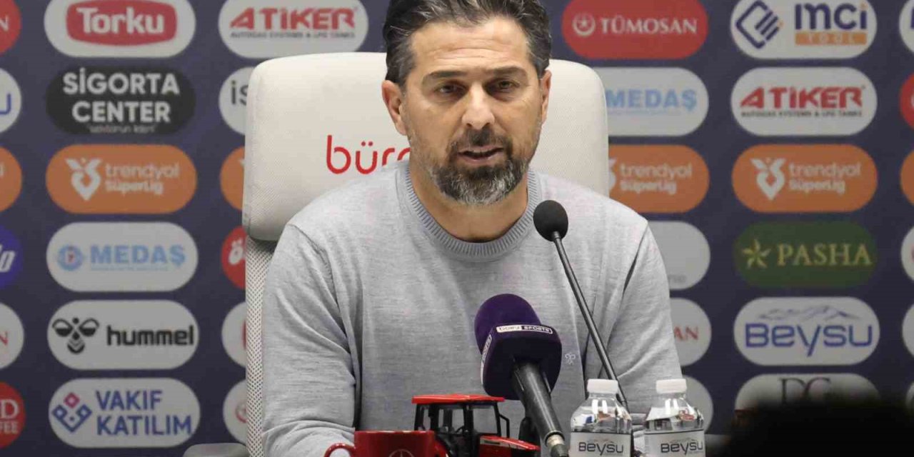 İlhan Palut: "her Şeyden Önce Bizim İçin 3 Puan Çok Önemli Oldu"