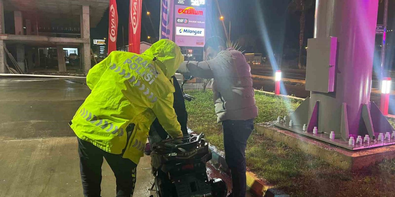 Kazada Motosiklet Devrildi: Yaralanan Sürücü 4.00 Promil Alkollü Çıktı