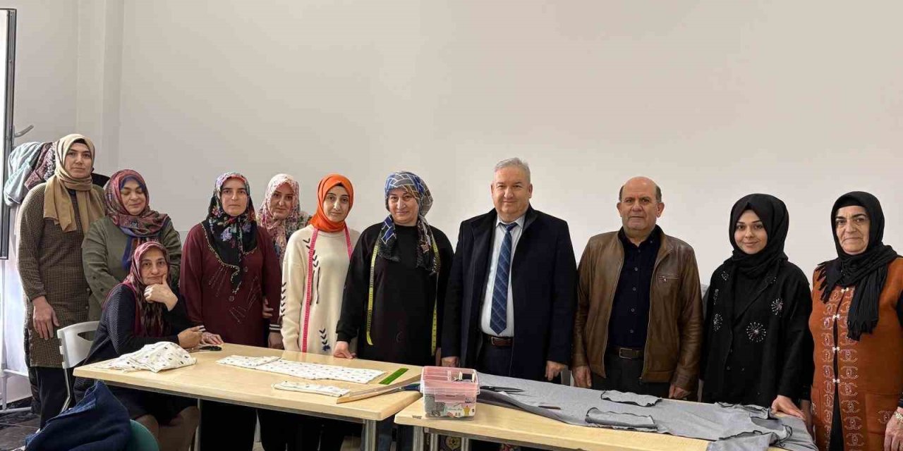 Halk Eğitimi Merkezi Kursları İstihdama Katkı Sağlıyor