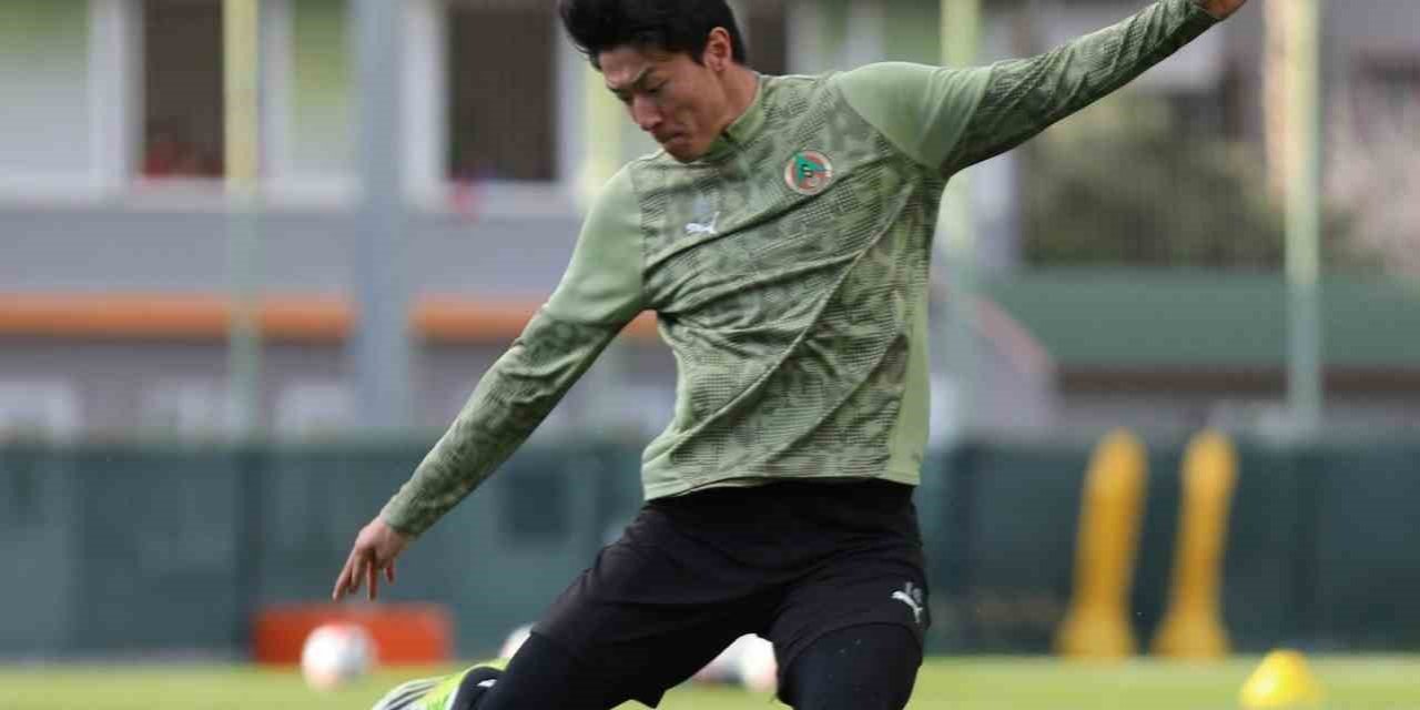 Alanyaspor, Galatasaray Maçı Hazırlıklarına Başladı