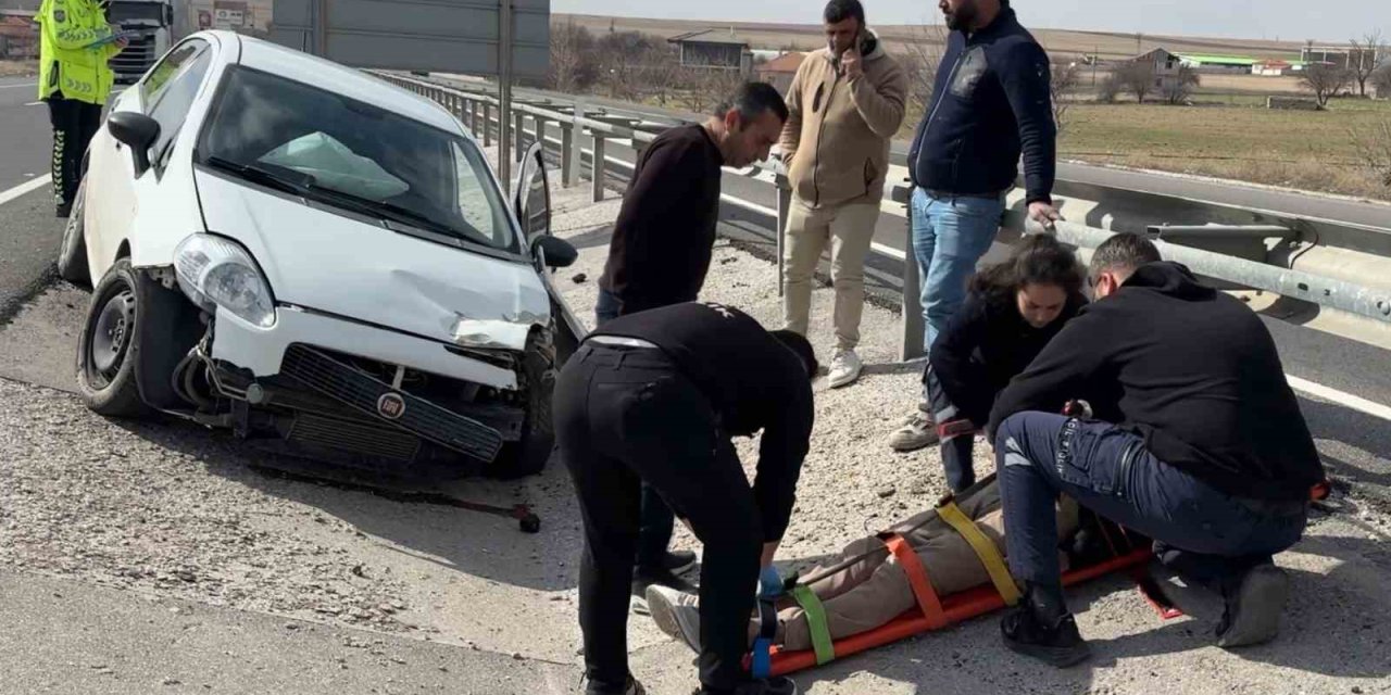Köyüne Gitmek İçin Yola Çıktı, Kazada Yaralanıp Hastanelik Oldu