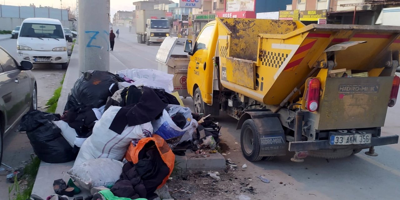 Akdeniz Belediyesinden 65 Mahallede Aralıksız Temizlik