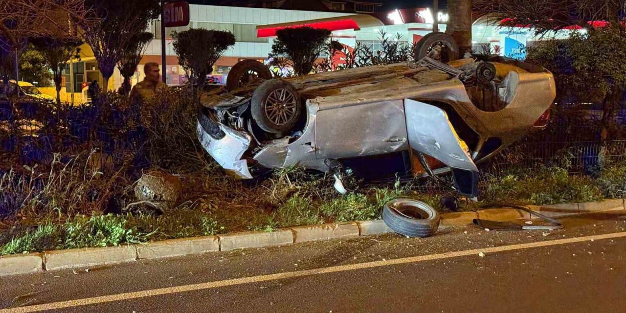 Gazipaşa’da Takla Atan Otomobildeki 4 Kişi Yaralandı