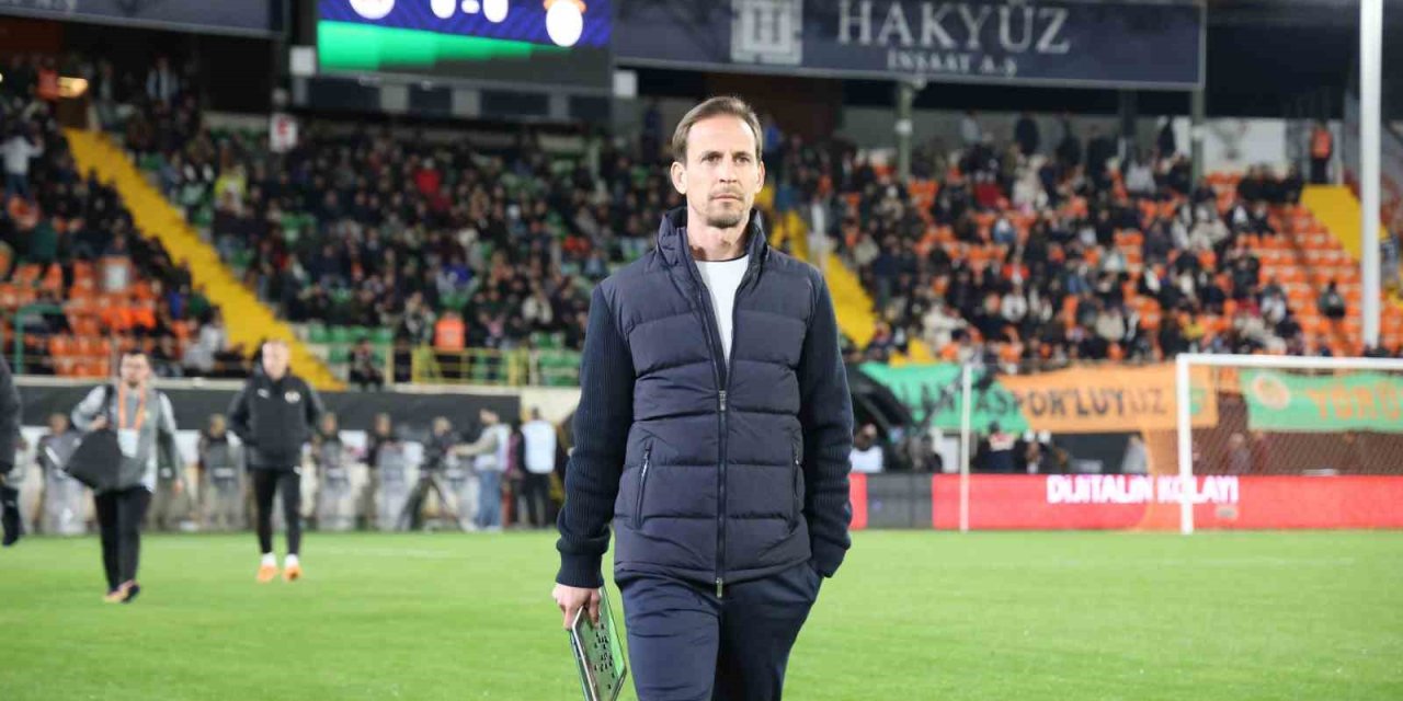 Ziraat Türkiye Kupası: Corendon Alanyaspor: 0 - Galatasaray: 2 (ilk Yarı)