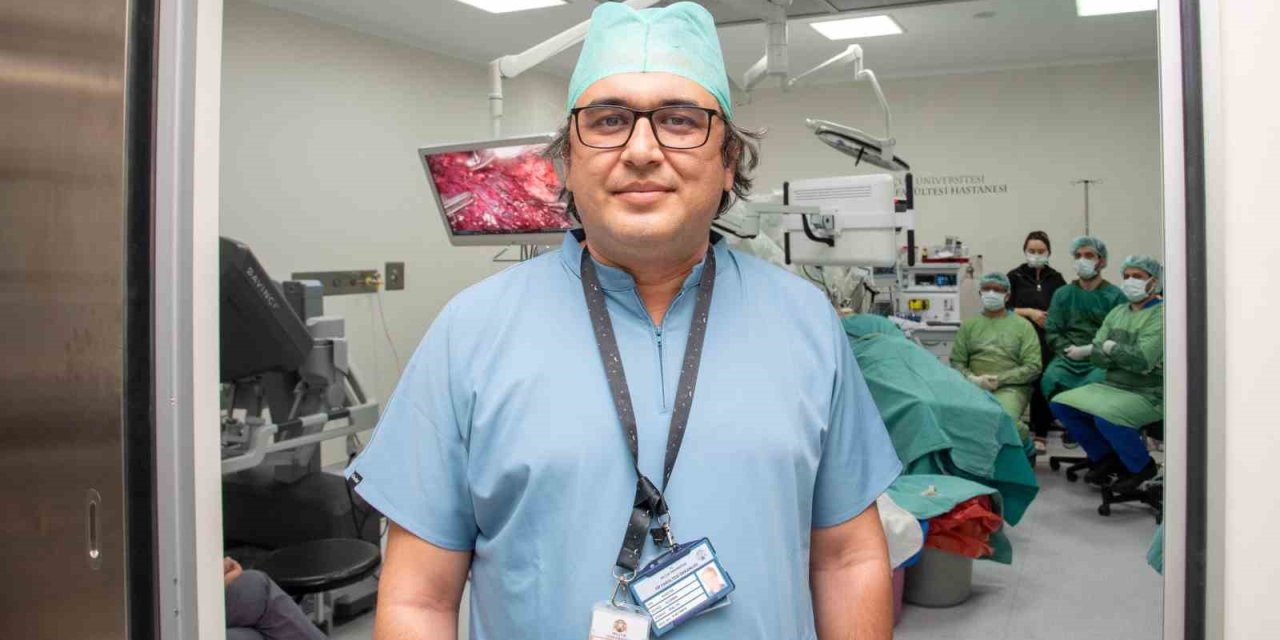 Selçuk Üniversitesinde Göğüs Cerrahisinde Bir İlk: Robotik Cerrahi Uygulandı