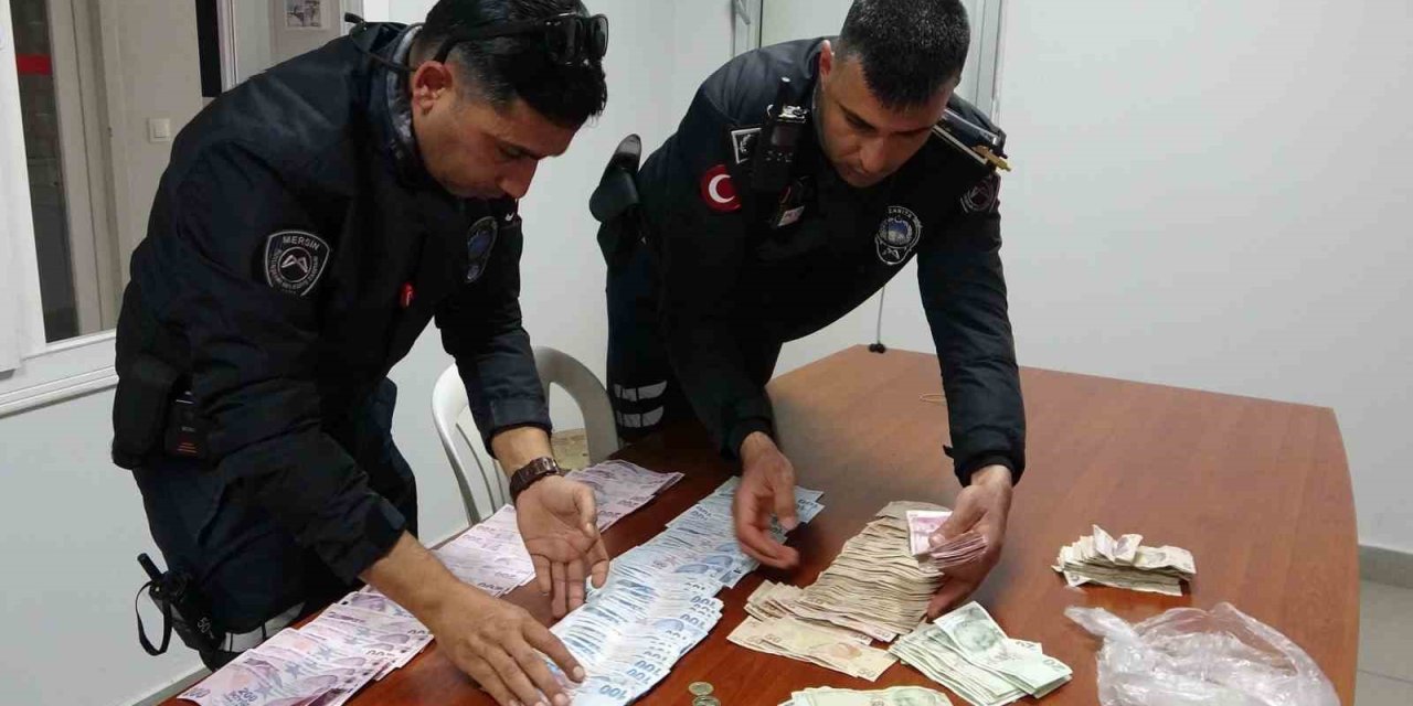 Mersin’de Dilencilerin Üzerinden 24 Bin 577 Tl Çıktı
