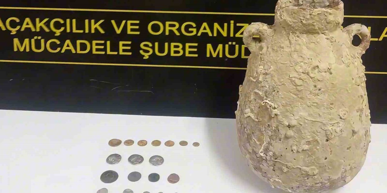 Mersin’de Yurt Dışına Kaçırılmak İstenilen Binlerce Tarihi Eser Ele Geçirildi