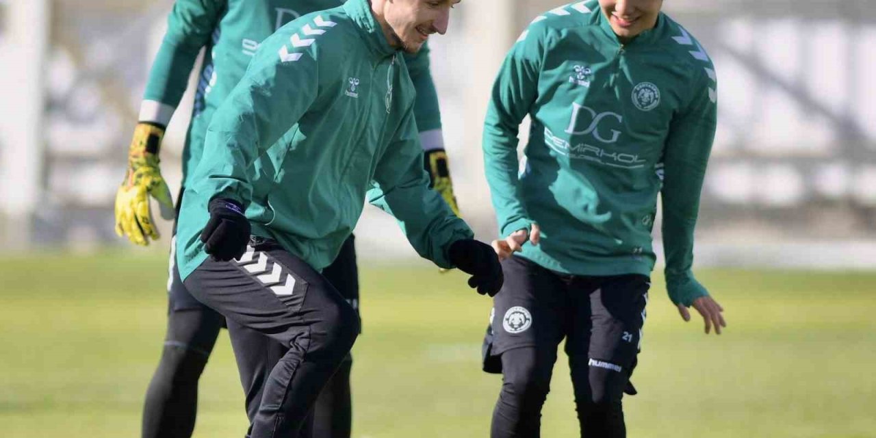 Konyaspor, Kasımpaşa Maçı Hazırlıklarını Tamamladı