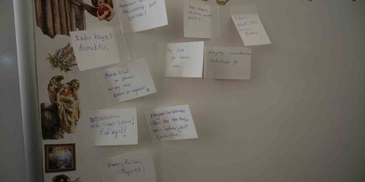 Dijital Dünyada Kadının Görünürlüğü Tartışıldı