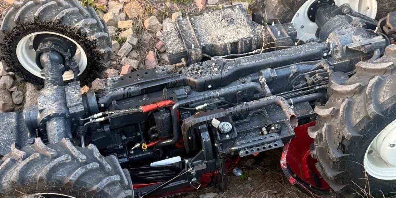 Tarsus’ta Traktör Devrildi: 1 Ölü