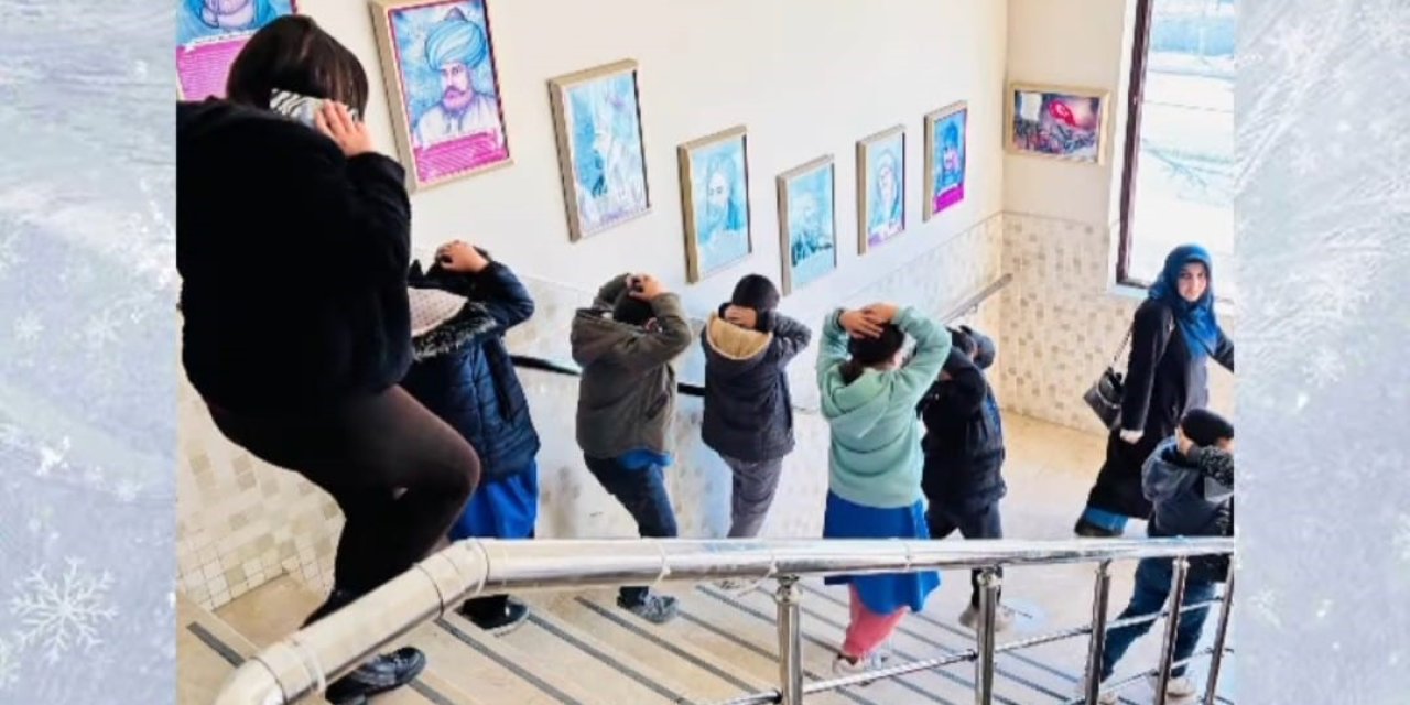 Yunak’taki Okullarda Deprem Tahliye Tatbikatı Gerçekleştirildi