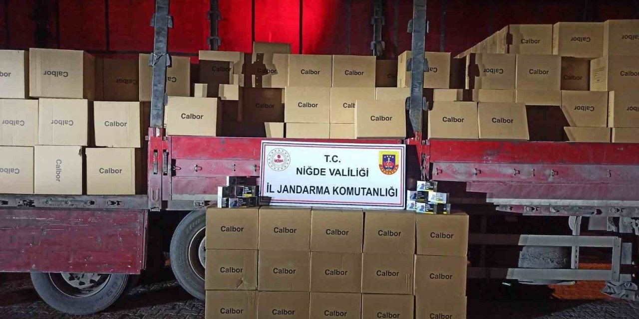 Niğde’de 8 Milyon 800 Bin Kaçak Sigara Ele Geçirildi