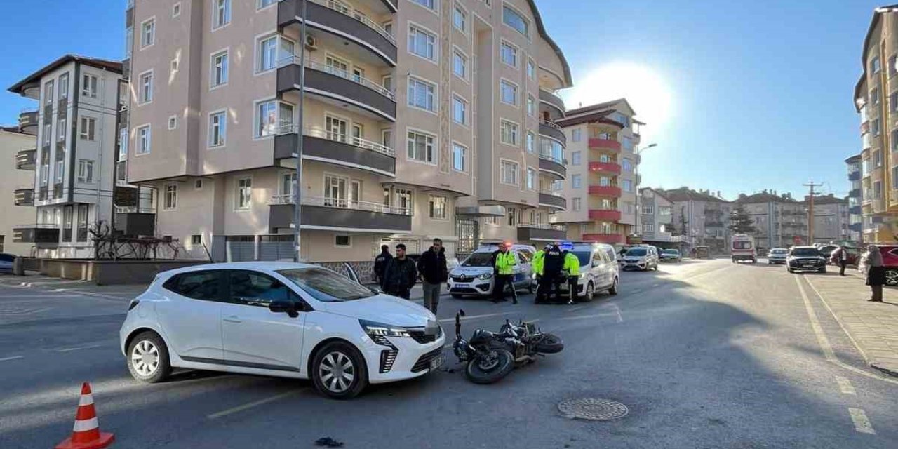 Akşehir’de Otomobil İle Motosiklet Çarpıştı: 1 Yaralı