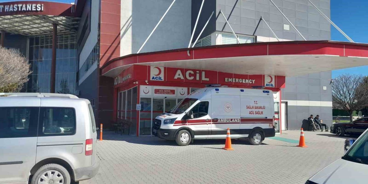 Karapınar’da Motosikletin Çarptığı Yaya Yaralandı