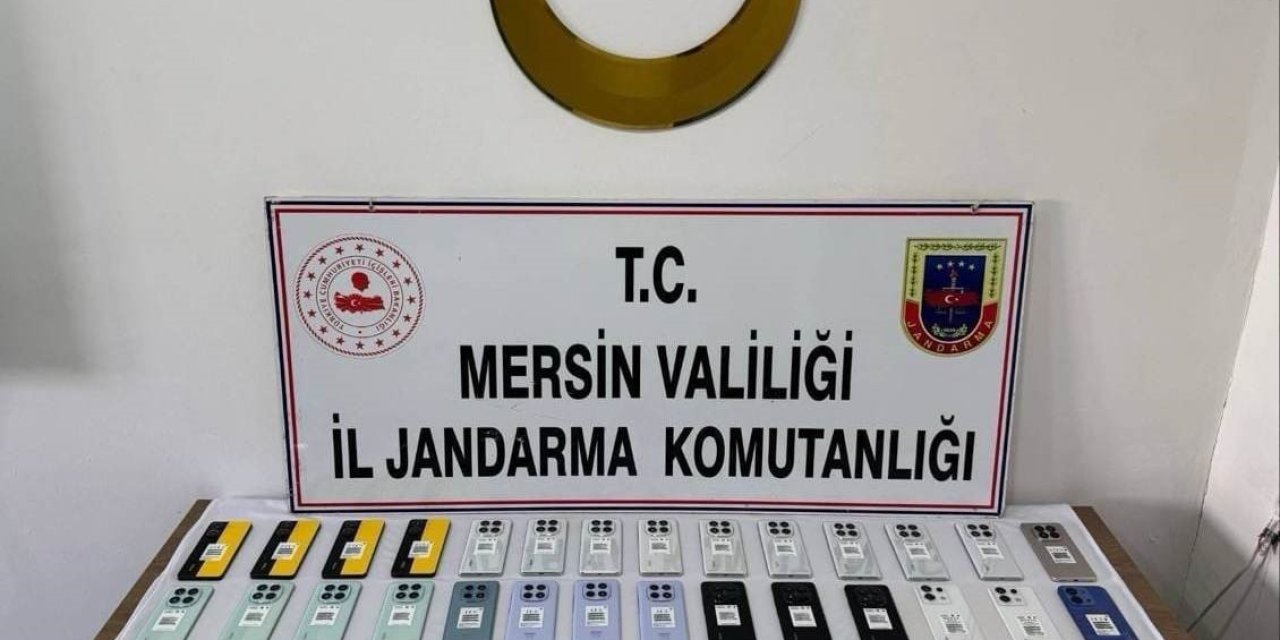Mersin’de 800 Bin Liralık Gümrük Kaçağı Telefon Ele Geçirildi