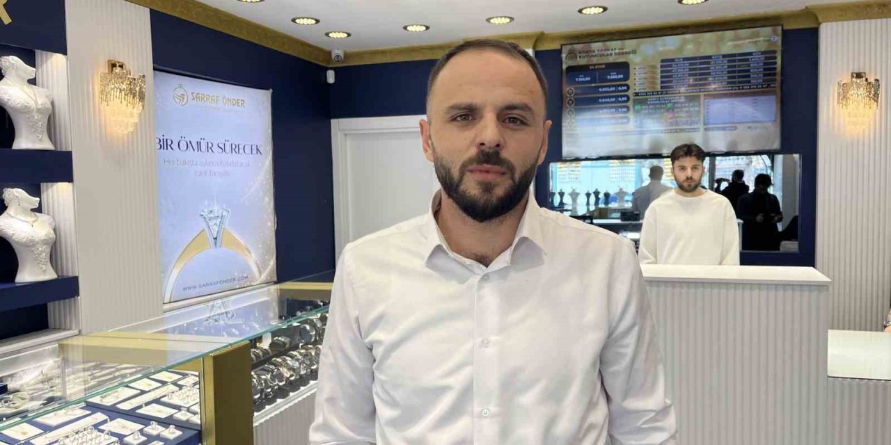 Konya’da Maskeli Soyguncuların Hedefi Olan Kuyumcu O Anları Anlattı