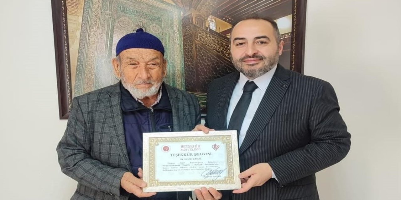 Beyşehirli 84 Yaşındaki Hafız Konya İkincisi Oldu