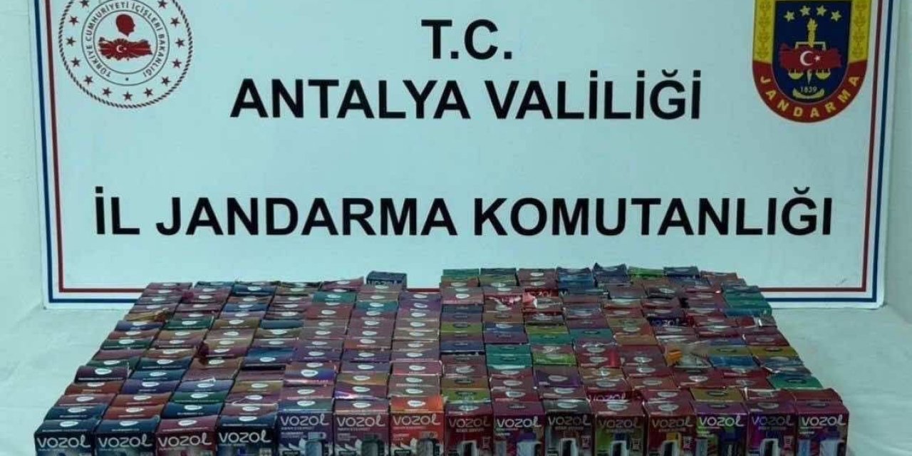 Döşemealtı’nda 314 Adet Kaçak Elektronik Sigara Ele Geçirildi