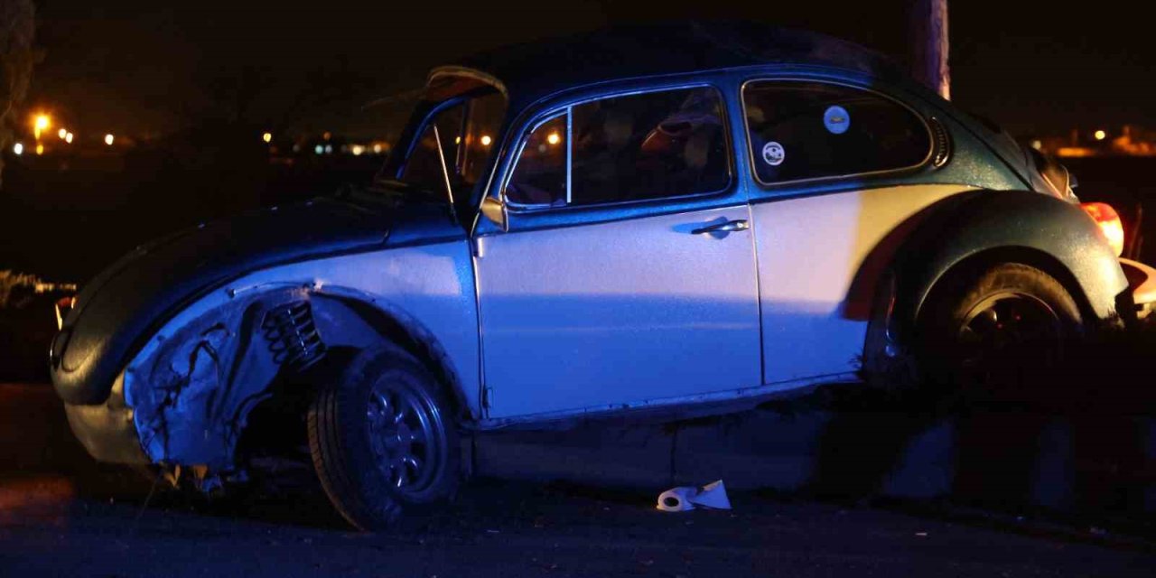 Konya’da Kontrolden Çıkan Otomobil Takla Attı: 3 Yaralı