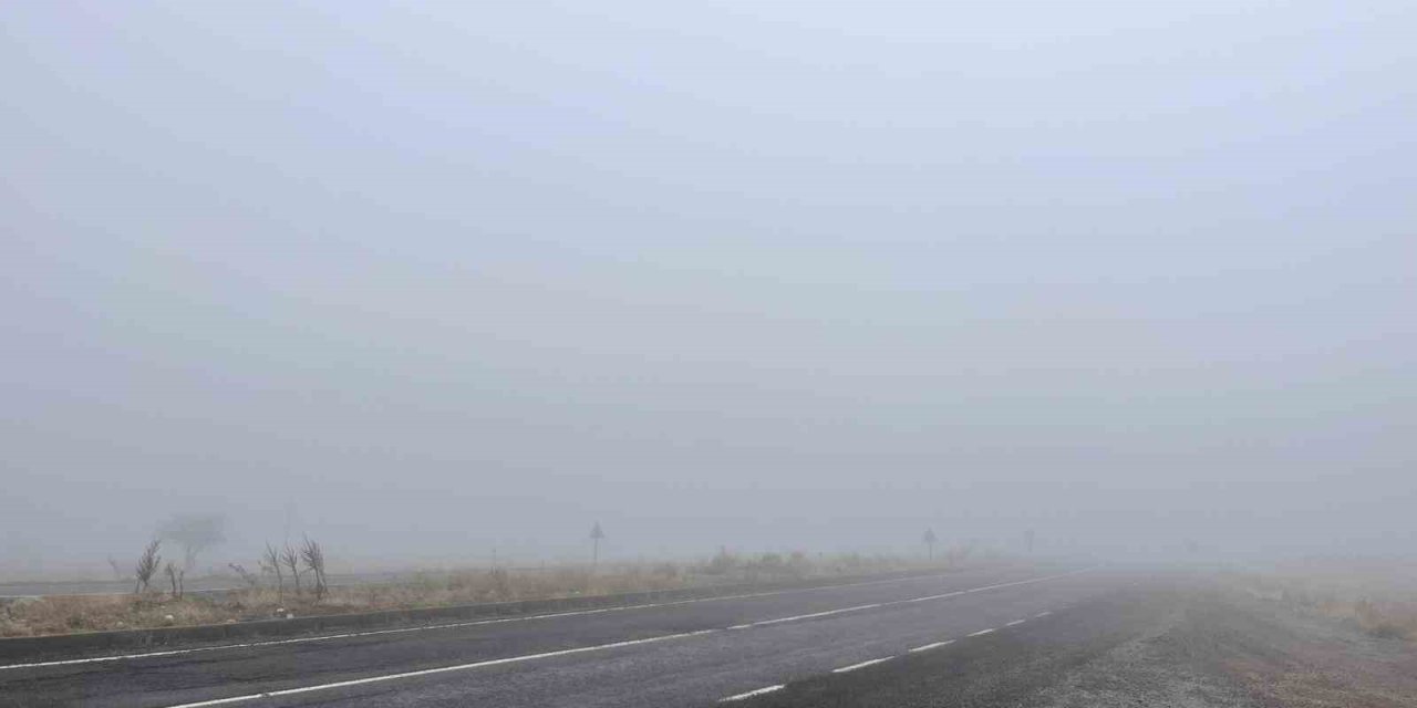 Niğde’nin Yüksek Kesimlerinde Sis Etkili Oldu
