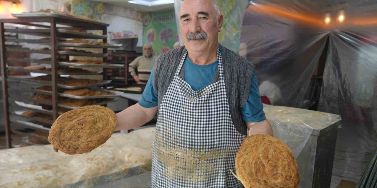 Niğde’nin Coğrafi İşaretli Lezzeti ’tahinli Pide’ Türkiye’nin Dört Bir Yanına Gönderiliyor
