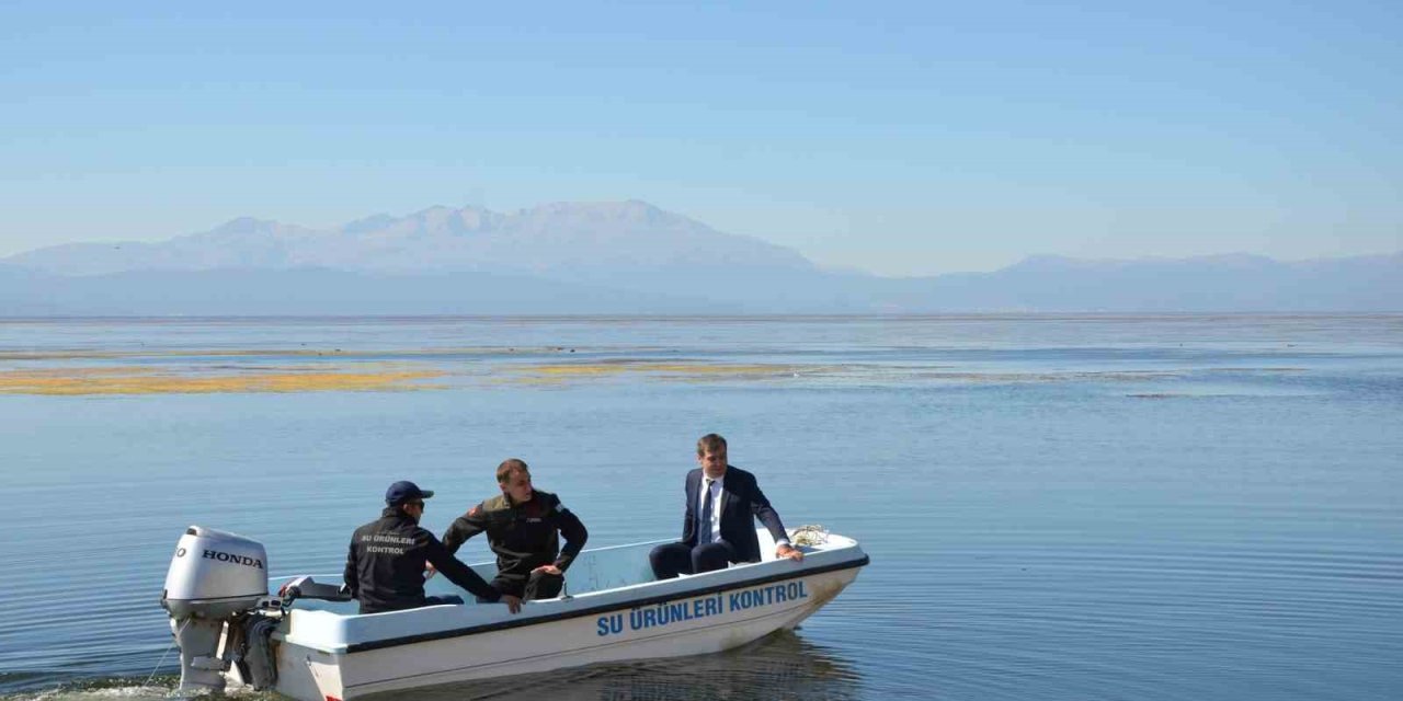 Beyşehir’de Av Yasağı Sürerken Balık Tezgahlarında Süre Şartı