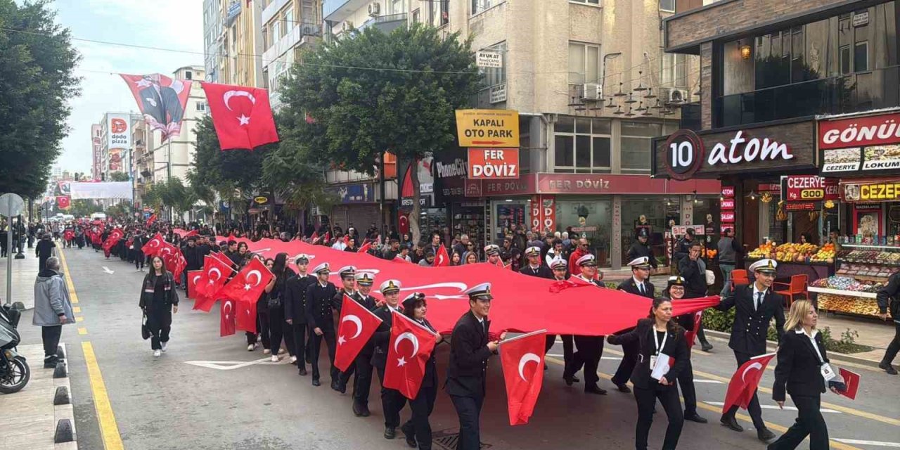 Atatürk’ün Mersin’e Gelişinin 103’üncü Yıl Dönümü Törenle Kutlandı