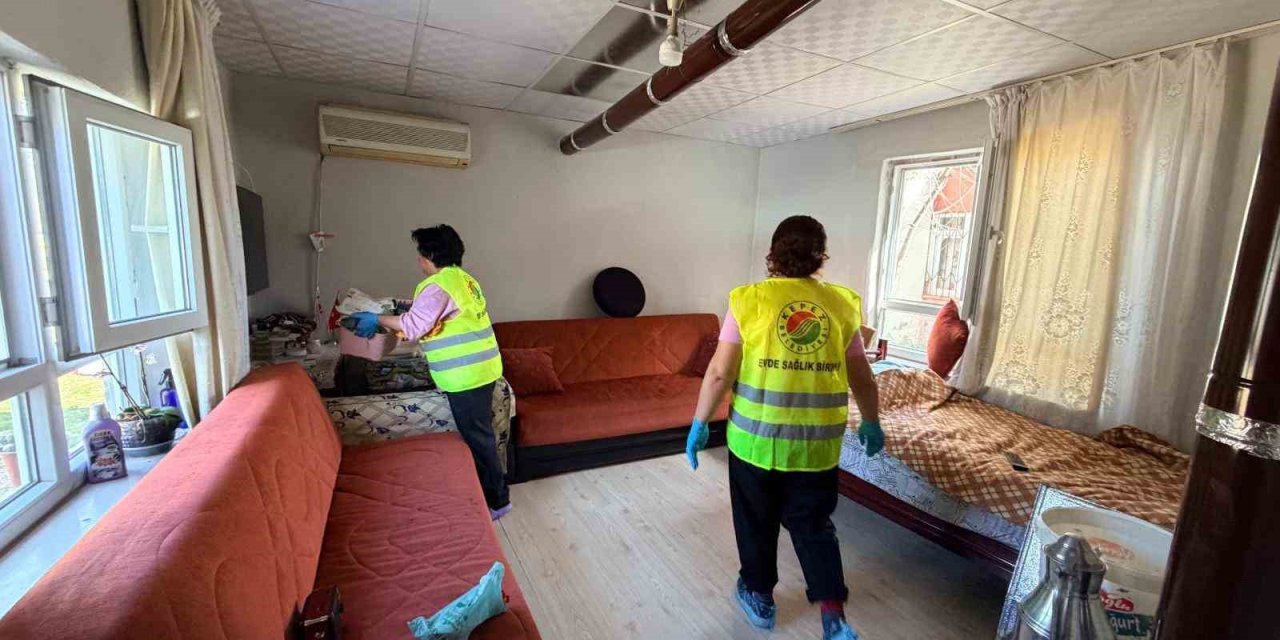 Kepez’den Şehit Ve Gazi Evlerinde Bayram Temizliği