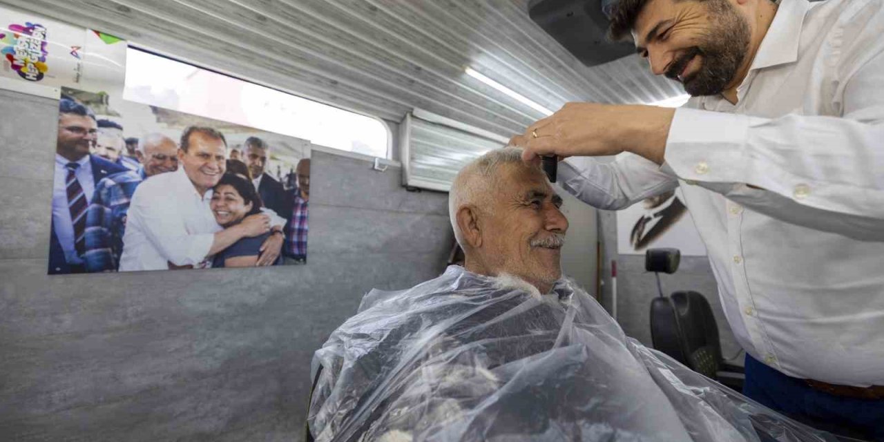 Mersinliler Bayrama Mobil Kuaför İle Hazırlandı