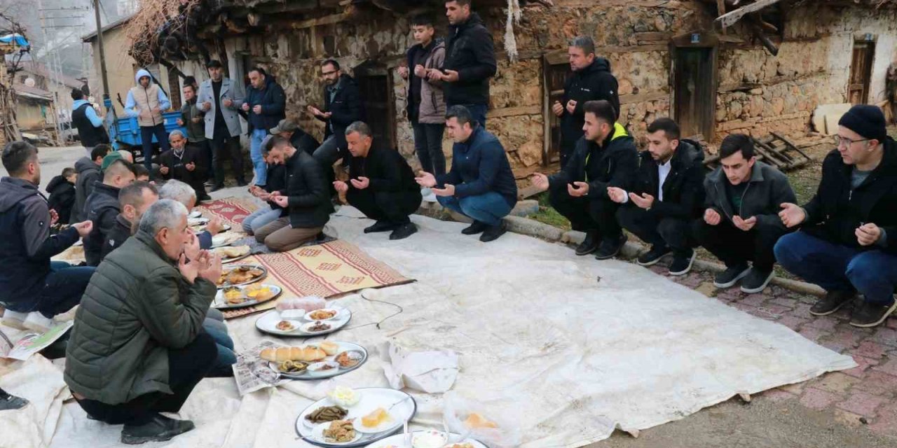 Hadim’de Asırlık Gelenek: Bayram Damı Kültürü Yaşatılıyor