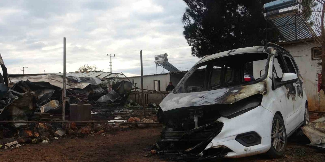 Antalya’da Yangın Faciası Sera İşçisi Anne Ve 5 Çocuğu Hayatını Kaybetti