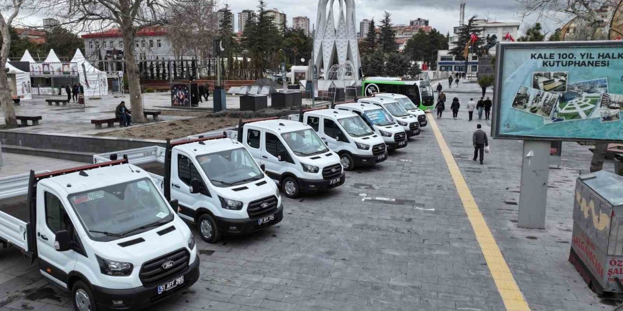 Niğde Belediyesi Araç Filosunu Büyütmeye Devam Ediyor