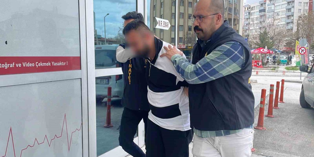 Babasını Öldüren Zanlı Tutuklandı