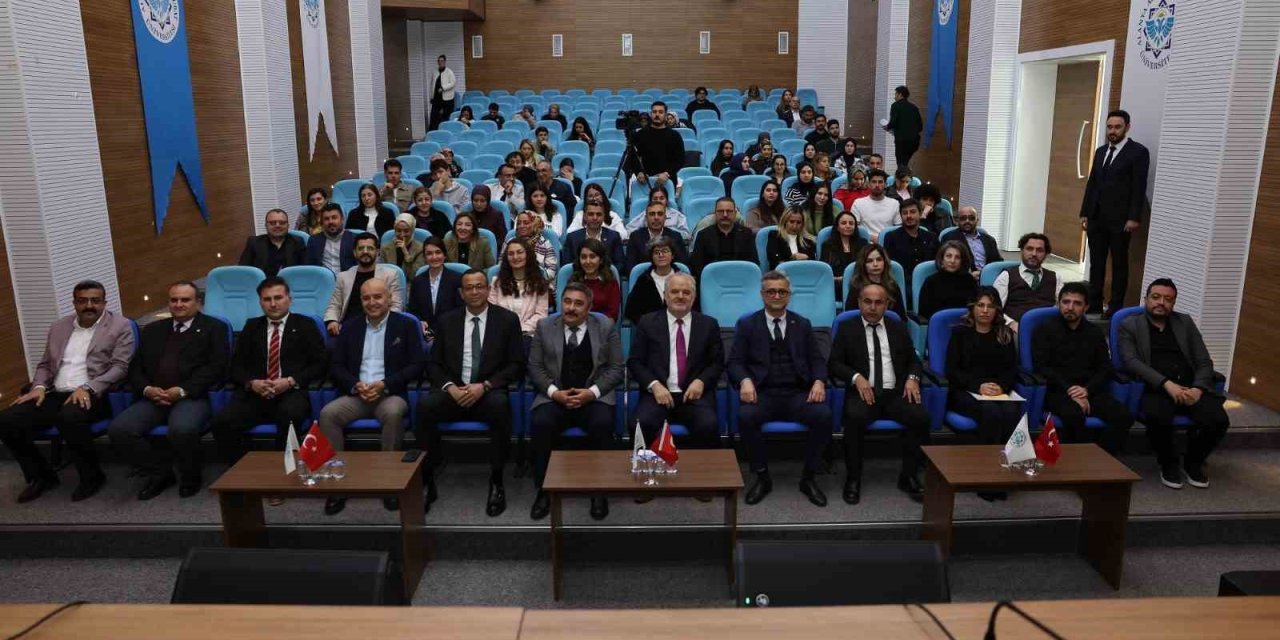 Alkü’de İki Dev Destan Tek Yürekte Buluştu