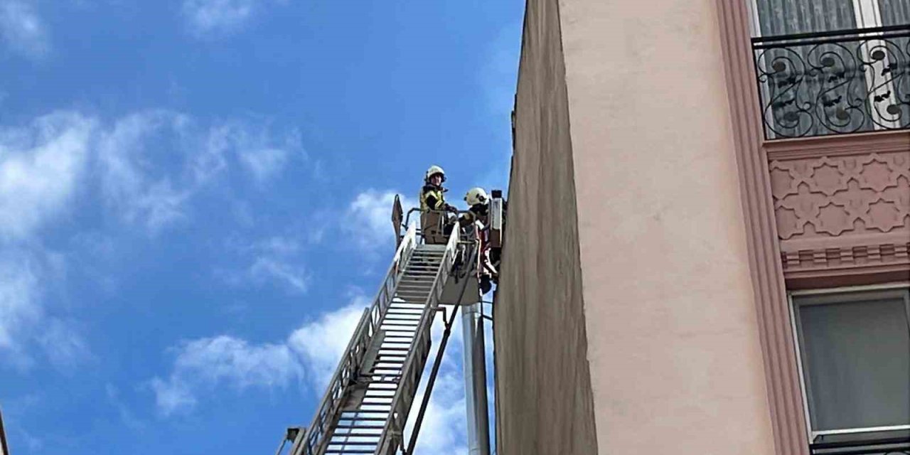Fırının Bacasında Çıkan Yangın Korkuttu