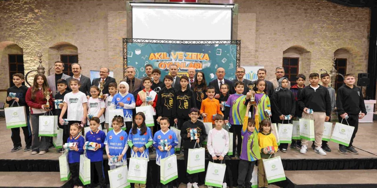 Mega Akıl-zeka Oyunlarında Final Heyecanı