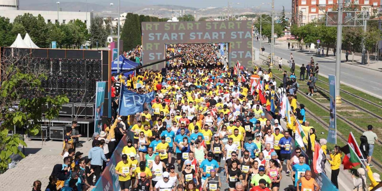 Başkan Altay Tüm Sporseverleri Uluslararası Konya Yarı Maratonu’na Kayıt Yaptırmaya Davet Etti